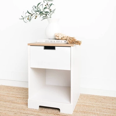 Vaibryn 1 Drawer Nightstand White - Signature Design By Ashley 6 Vaibryn 1 Drawer Nightstand White - Signature Design By Ashley - Image 6