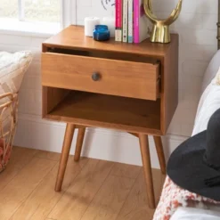 Greenberg 1 Drawer Mid-Century Modern Solid Wood Nightstand - Saracina Home -DreamNest Store GUEST 7acf3373 e0cd 4483 8953 f995e28697c0