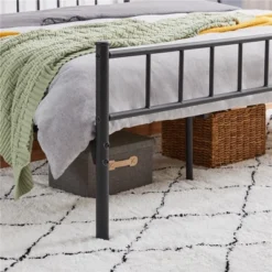 Yaheetech Basic Metal Bed Frame With Headboard And Footboard 8 Yaheetech Basic Metal Bed Frame With Headboard And Footboard -DreamNest Store GUEST ed4f1365 21e7 486c b545 753f2d776bbf