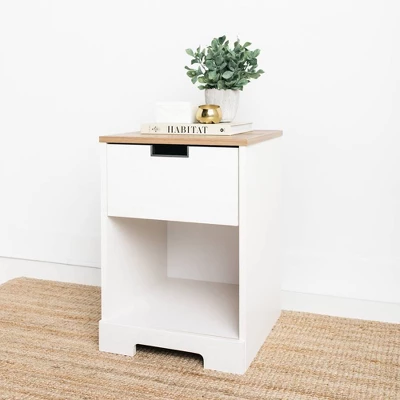 Vaibryn 1 Drawer Nightstand White - Signature Design By Ashley 4 Vaibryn 1 Drawer Nightstand White - Signature Design By Ashley - Image 4