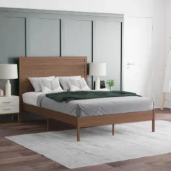 Emma And Oliver Classic Wooden Platform Bed With Headboard